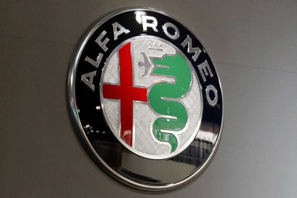 Alfa Romeo mostra finalmente la Milano